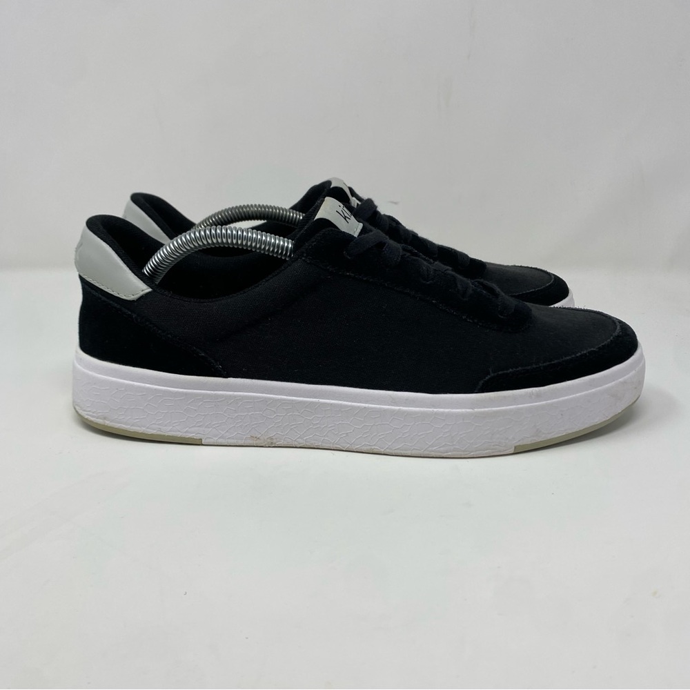 Kizik Hands Free Sneakers Black Low Top Men’s 10 Walking Shoes White Sole